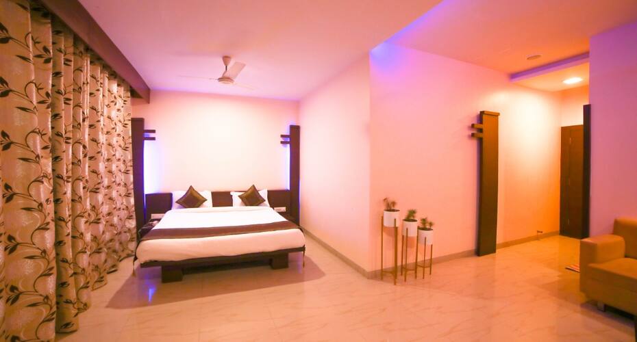 Uma Club & Resorts, Satna 2