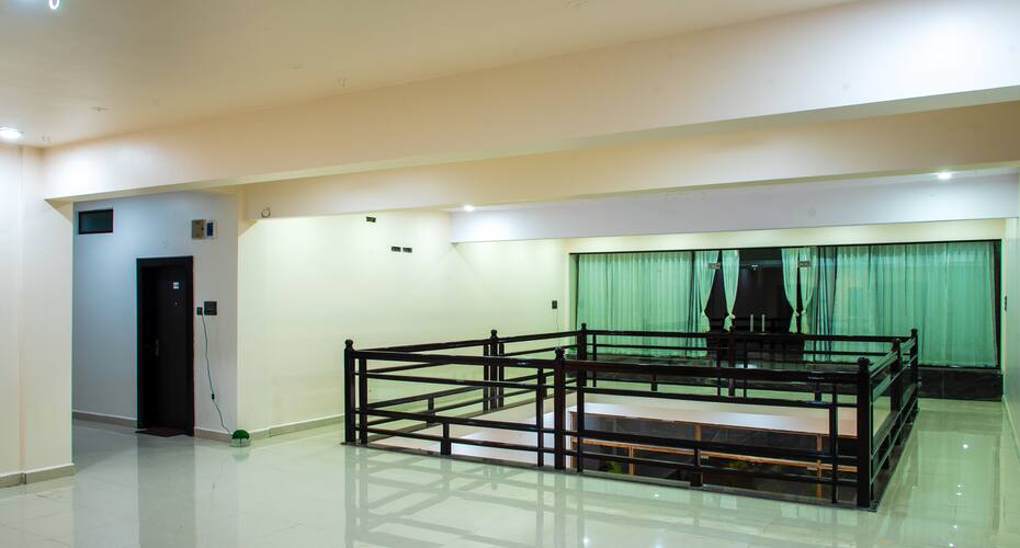 Hotel Shreeyog Inn Dandeli, Dandeli 5
