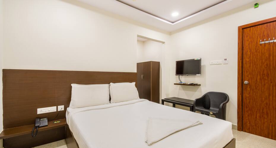 At Home Hotel Darbar, Hyderabad 3