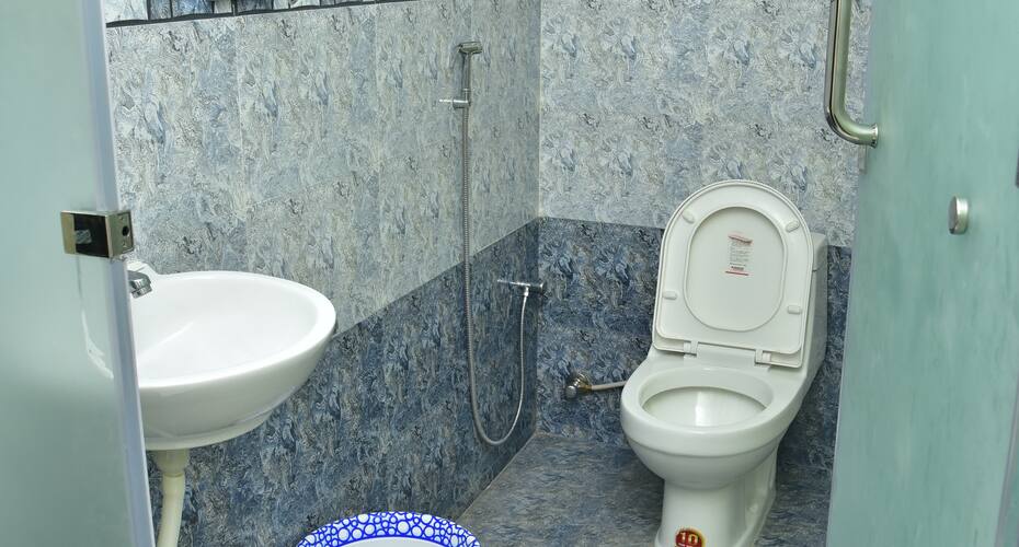 Niraj Residency by N4B Stay, Karaikudi 5