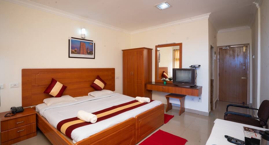 Hotel TamilNadu, Kodaikanal 3