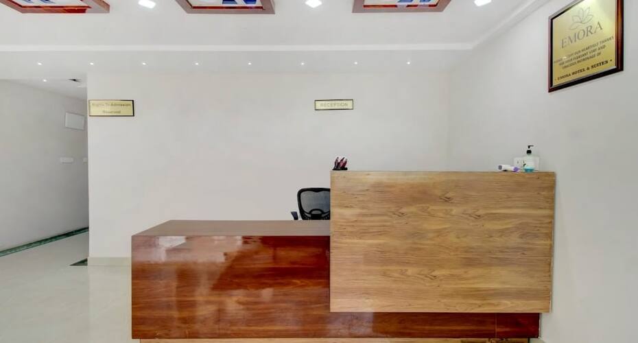 Hotel Emora Rooms, Bangalore 3