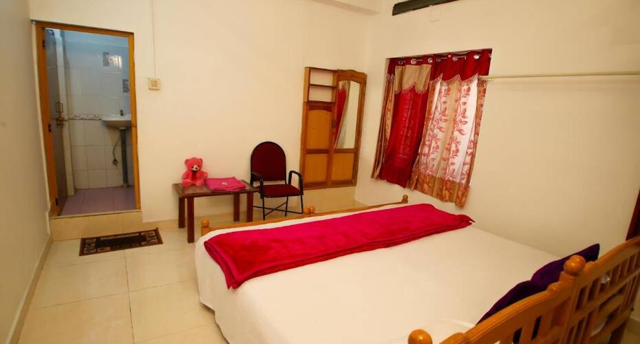 Agasthyamadam Home Stay, Munnar 4