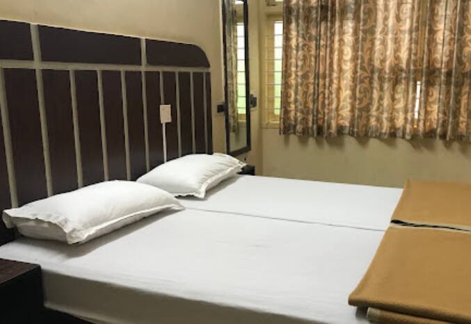 Sri Kenchamba Lodge, Bangalore 4