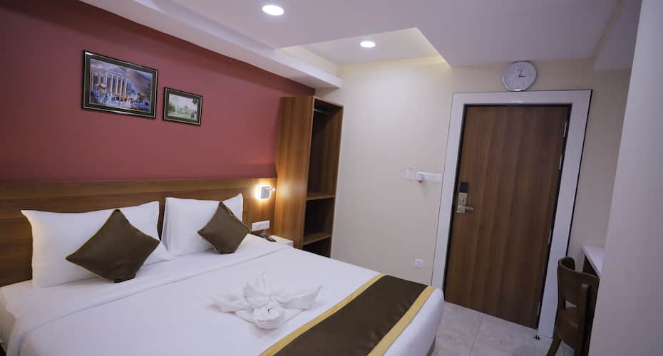The Avenue Hotel - Ballygunge, Kolkata 5