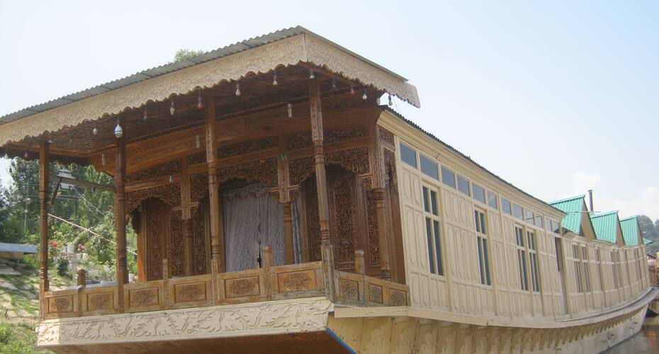 Houseboat Sweet Star, Srinagar 2