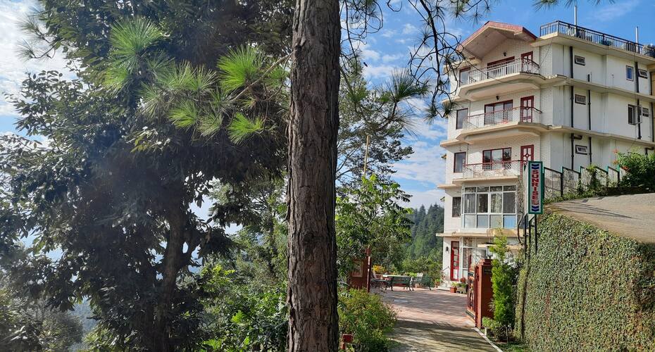 Sunrise Villa, Shimla 2