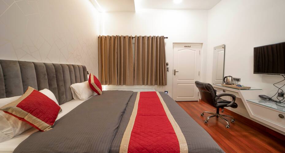 Hotel Ok by Sahastra Seasons, Haldwani 5