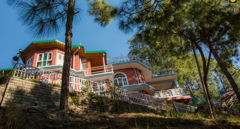 LivingStone 2BHK Villa Kasauli, Kasauli 3