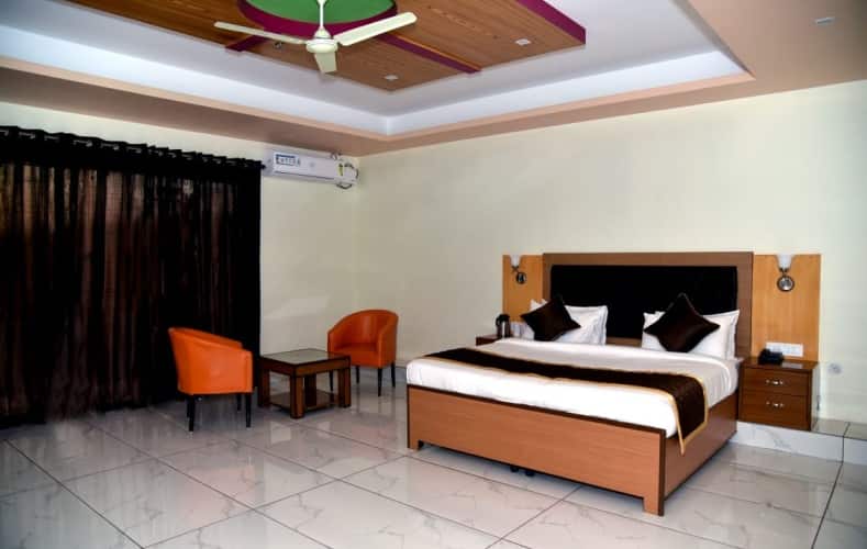 Jai Hotel & Restaurant, Palampur 4