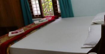 Sky View Villa Homestay, Kovalam 5