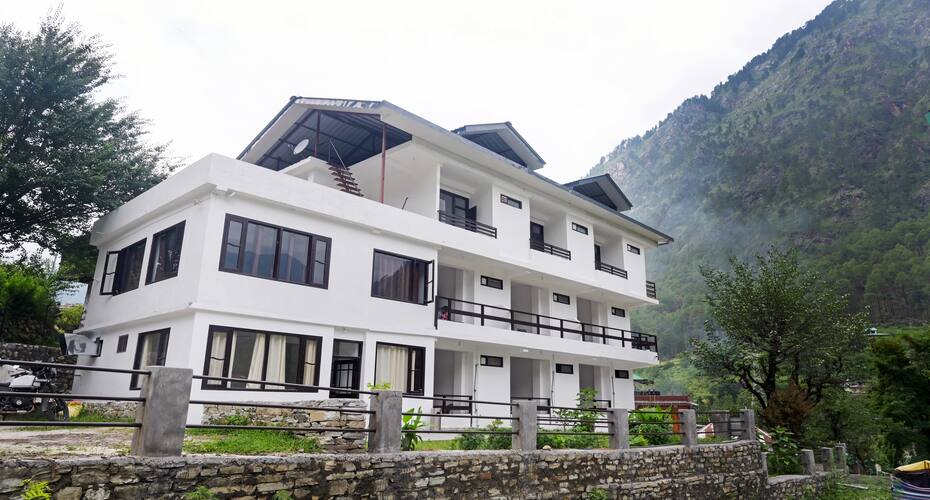 Treebo Trend Woodward Ii With Mountain View, Kasol 5