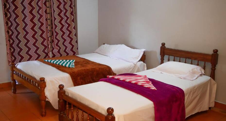 Agasthyamadam Home Stay, Munnar 5