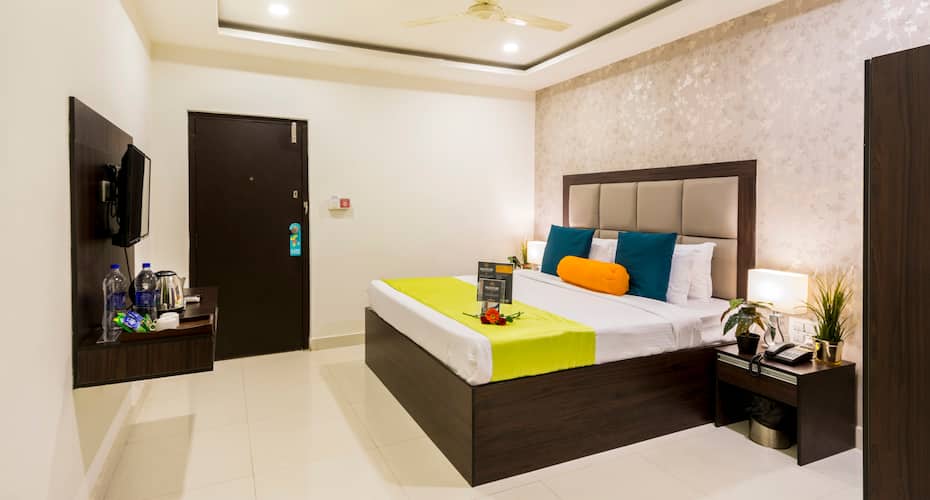 Hotel Signature Airport zone shamshabad, Hyderabad 4