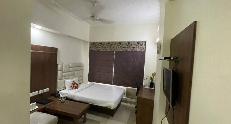 Hotel Grand Sai Moradabad, Moradabad 3