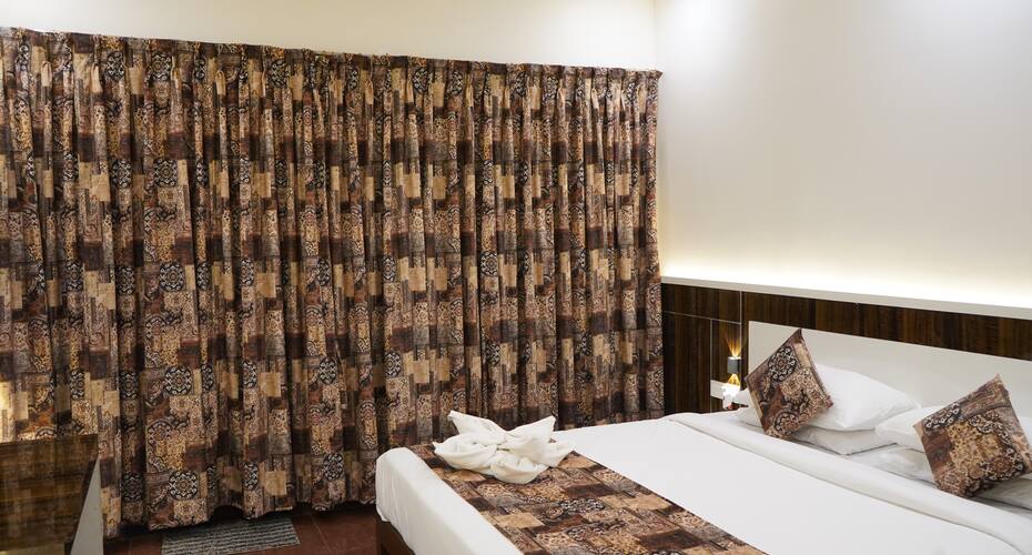 Hotel Pleasant Stay, Bijapur 2