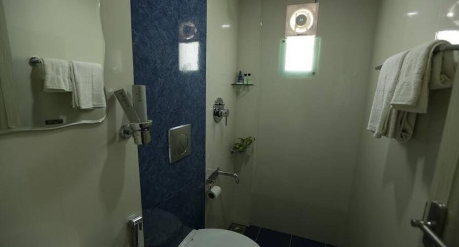 Hotel Greenest, Kochi 5