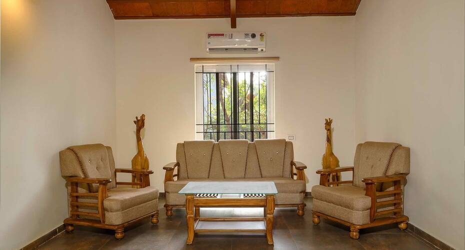 Brown Town Resort & Spa, Hyderabad 3
