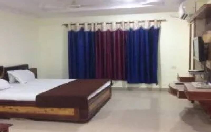 Rednam Manor Hotel, Visakhapatnam 3