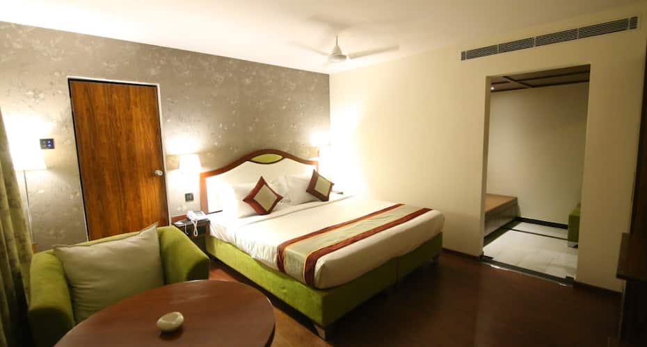 Hotel Blak & wite, Visakhapatnam 3
