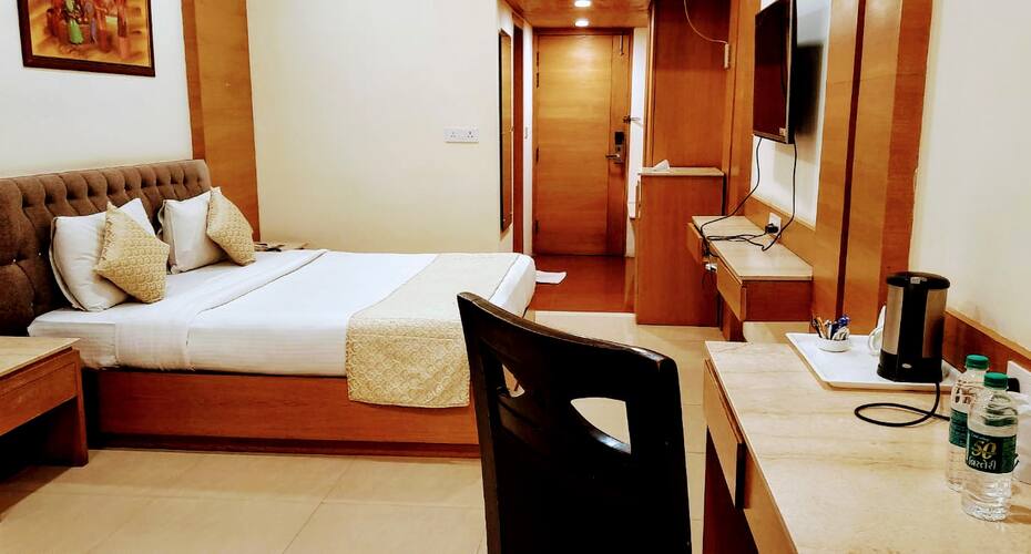 Hotel Golden Orchid, Lucknow 2