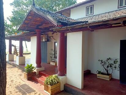 Kattoor Beach House, Alleppey 3