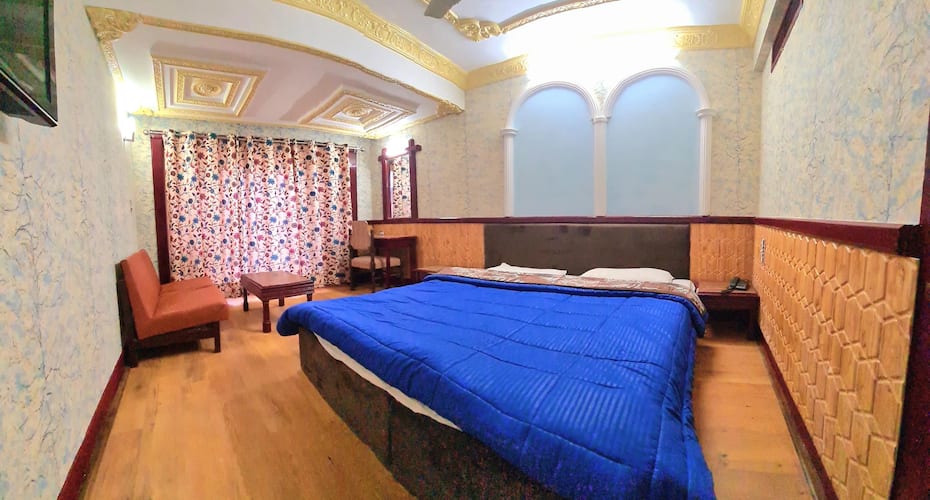 Hotel Shah Abbas, Srinagar 2