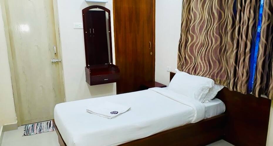 Chakraa Residency A/c, Ramanathapuram 2