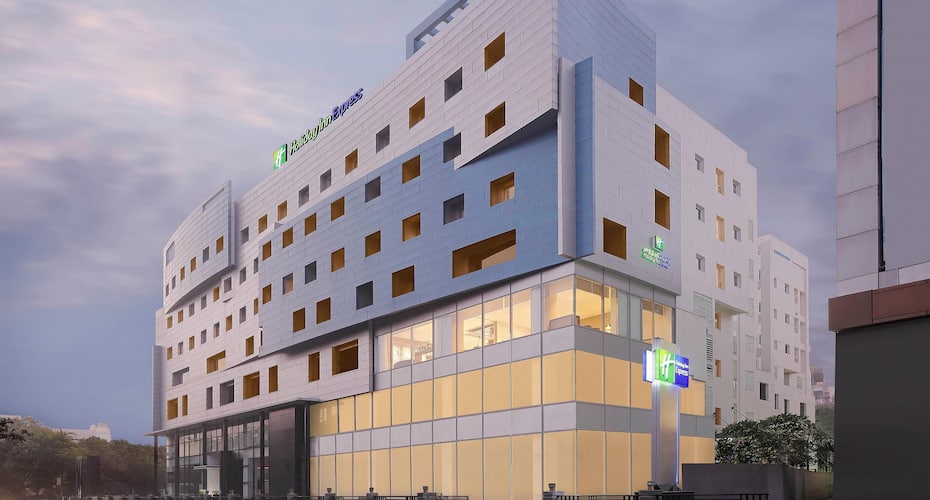 Holiday Inn Express Hyderabad Hitec City Hyderabad Price, Reviews