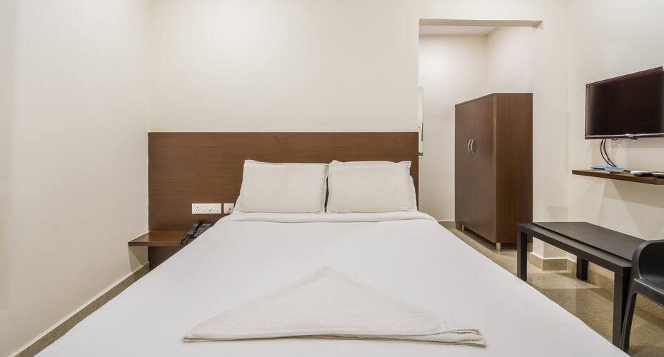 At Home Hotel Darbar, Hyderabad 4