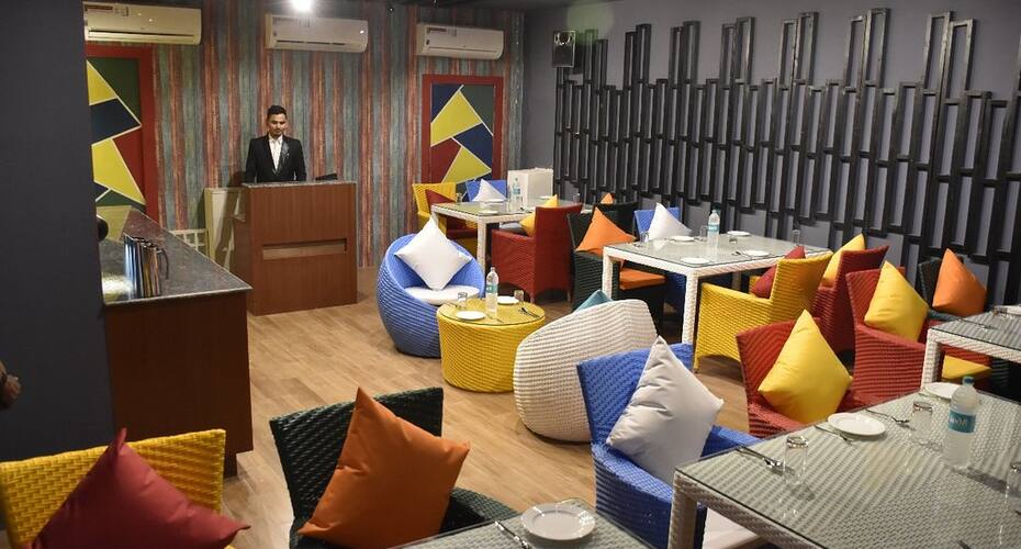 Cennet Hotel Allahabad, Allahabad 2