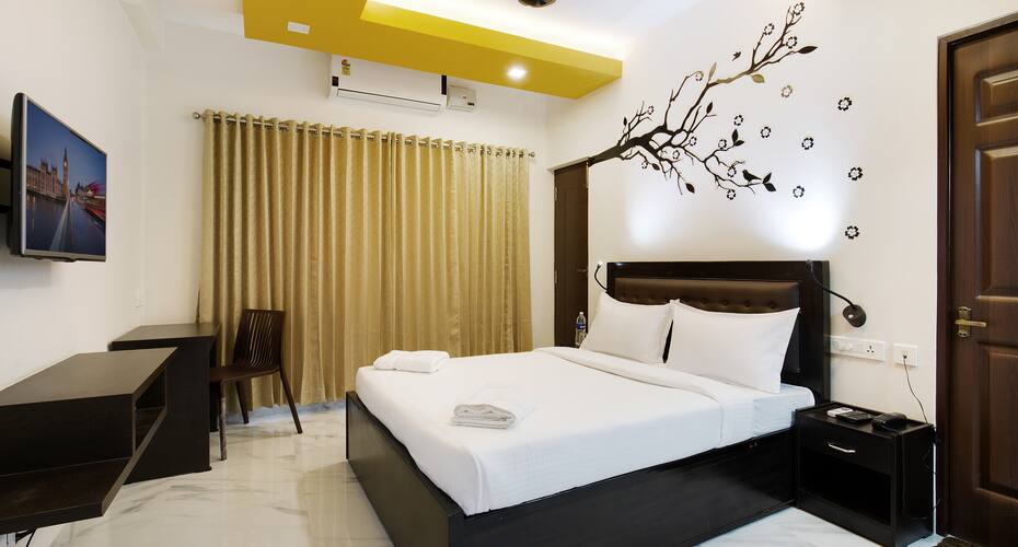 Crystal Lake Service Apartments, Coimbatore 5