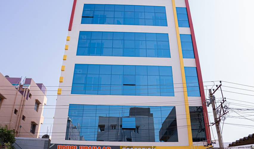 Hotel Mookambika Comforts, Tirupati 1