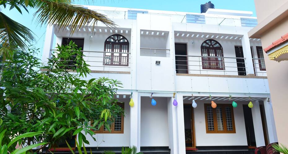 Apple HomeStay, Alleppey 1