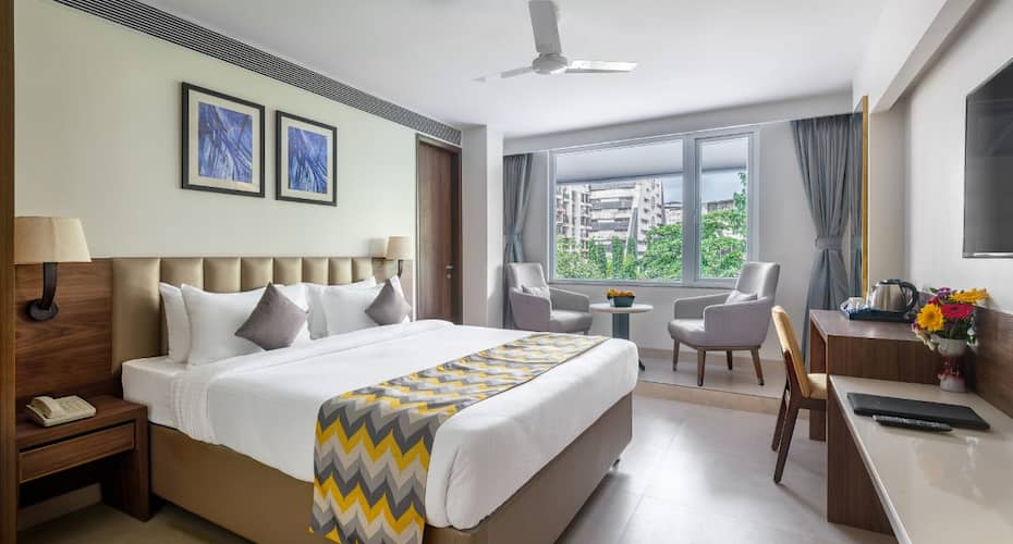 Sapphire Boutique Hotel, Mumbai 4