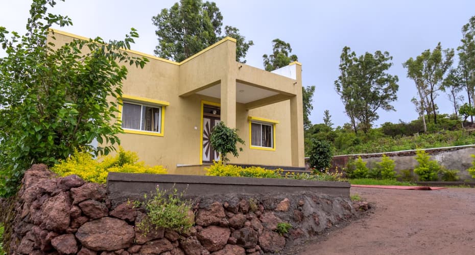 Hill View Bungalow, Panchgani 1