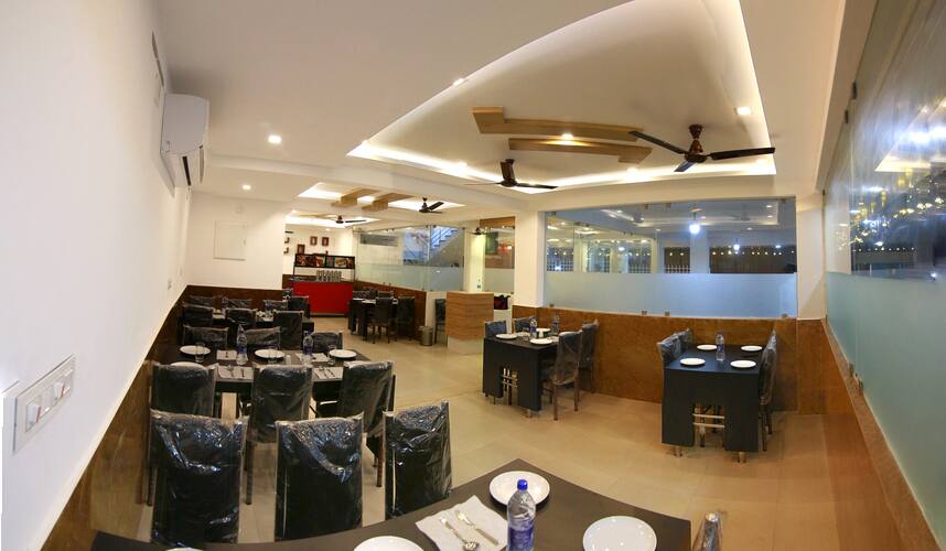 Gateway Airport Hotel, Kannur 5