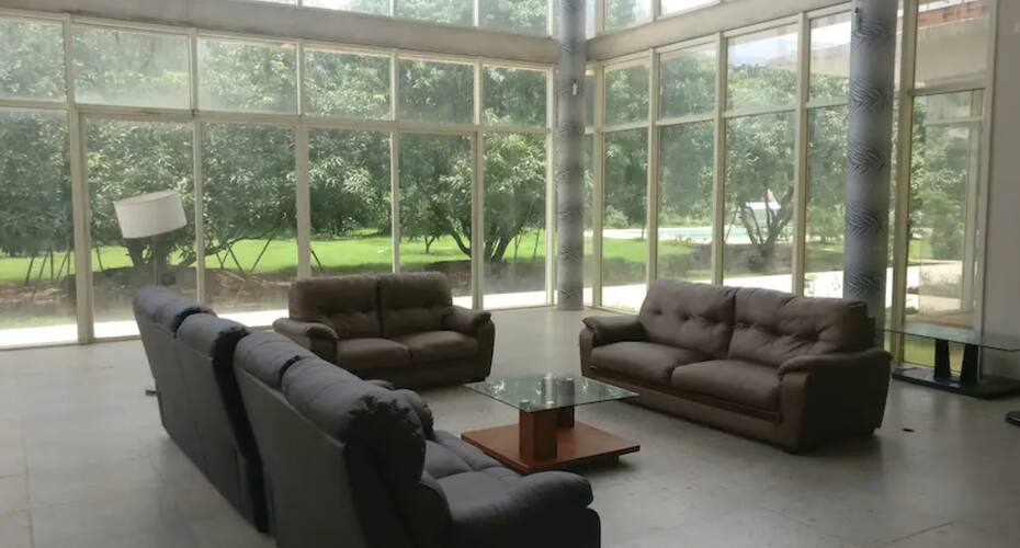 Spicy mango The Majestic villa, Karjat 5