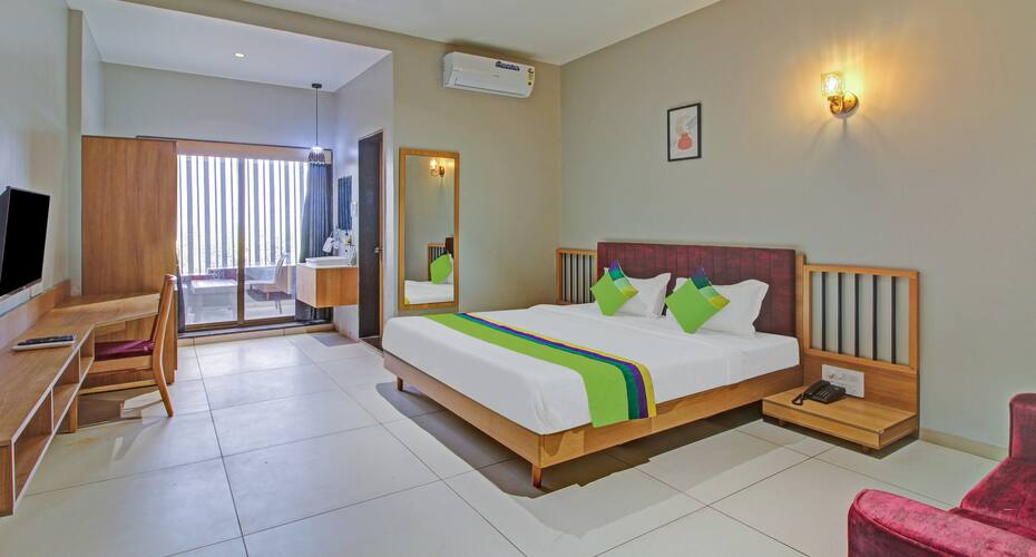 Treebo Trend Matoshree Inn Satara, Satara 1