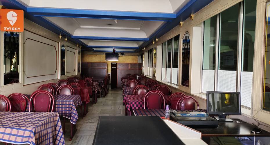 Hotel Alakapuri, Ooty 5