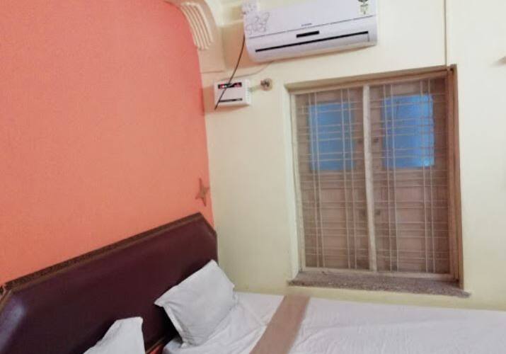Sakthi House Lodge, Karur 5