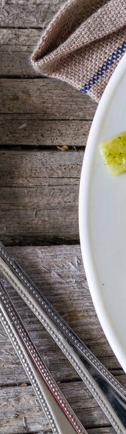 Places To Eat In Goa Popular Food Places In Goa Yatra Com Check details of famous places to eat in and around goa. places to eat in goa popular food