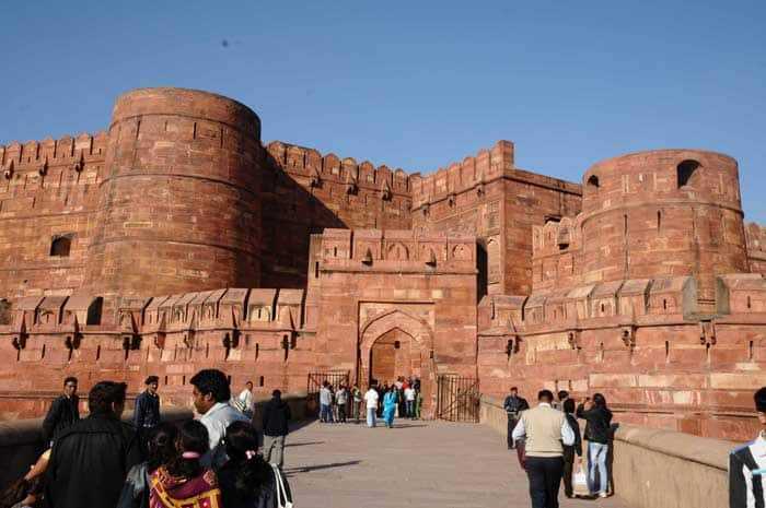 Agra Fort - History, How to Reach, Timings & Online Ticket Booking