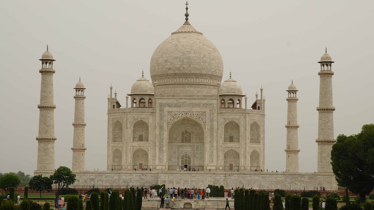 Taj Mahal Agra History How To Reach Timings And Online Ticket Booking 4949