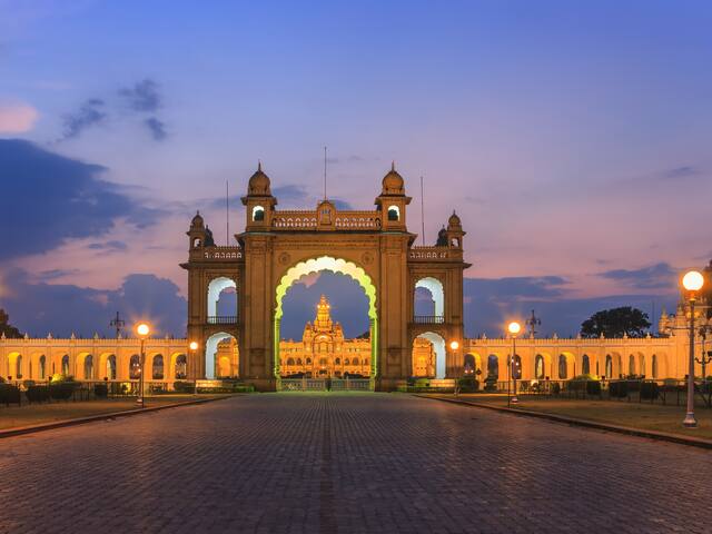 Book Deccan Delight Deluxe Tour Packages Bengaluru Sightseeing Yatra Com The next holiday is victoria day in 41 days. deccan delight deluxe tour packages