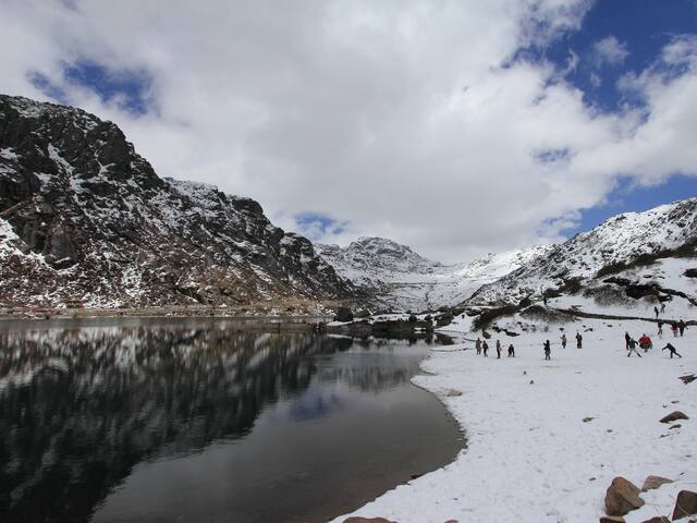 Book Best Of Gangtok And Darjeeling Tour Packages Gangtok Sightseeing Yatra Com