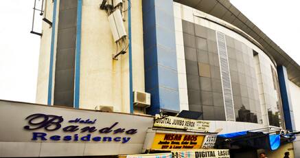 Book Budget Hotels In Bandra Mumbai Whether you're traveling for business or to relax, browse our mumbai hotels and suites, and book with our best price guarantee. travelguru