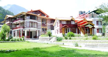 Hotels With Jacuzzi In Circuit House Road Manali Night See 318 reviews, articles, and 160 photos of manali sanctuary, ranked no.13 on tripadvisor among 39 attractions in manali. circuit house road manali night