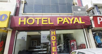 Hotels Near Prithviraj Smarak Ajmer With Lounge - 