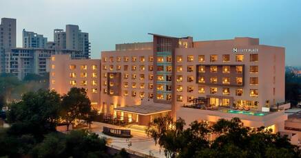 Hotels Near Ericsson Gurgaon With Currency Exchange - 